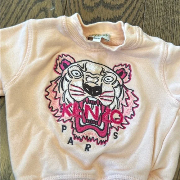 Kenzo Pink Graphic Sweatshirt with Cartoon Design tiger Paris EUC 18months baby - Picture 4 of 11